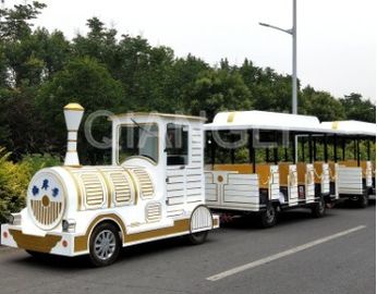China Trem Trackless do Kiddie dos modelos interessantes da antiguidade do passeio do trem do carnaval para parques de diversões fábrica